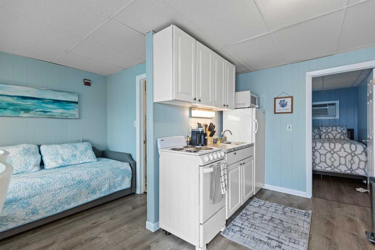 44 E Grand Ave #463 - Photo 4 of 16