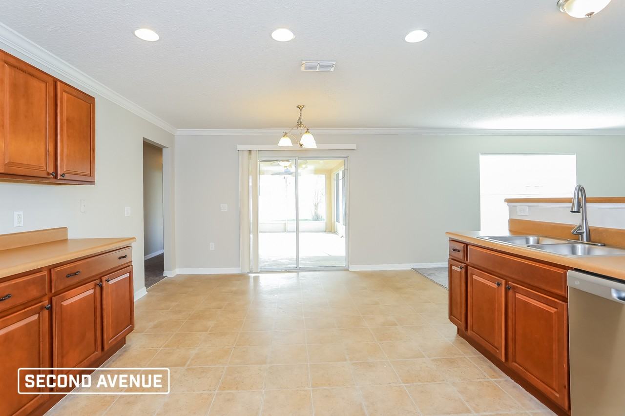 9321 Caracara Dr - Photo 3 of 17