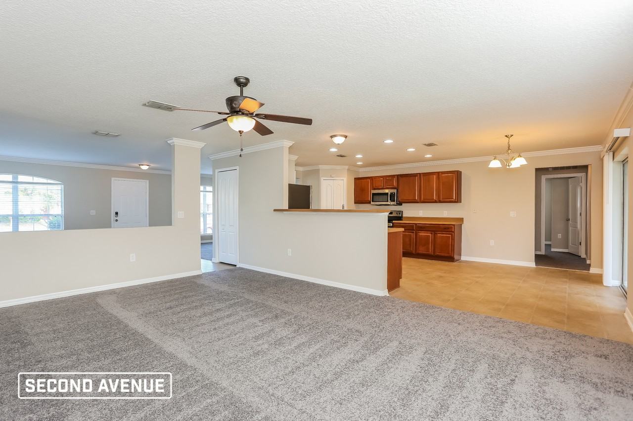 9321 Caracara Dr - Photo 4 of 17