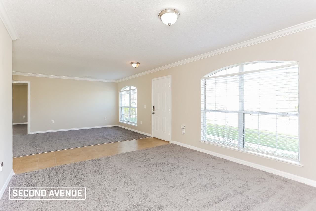 9321 Caracara Dr - Photo 5 of 17
