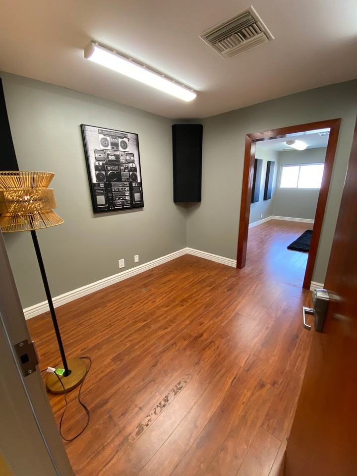 715 S Alvarado St #8 - Photo 2 of 6