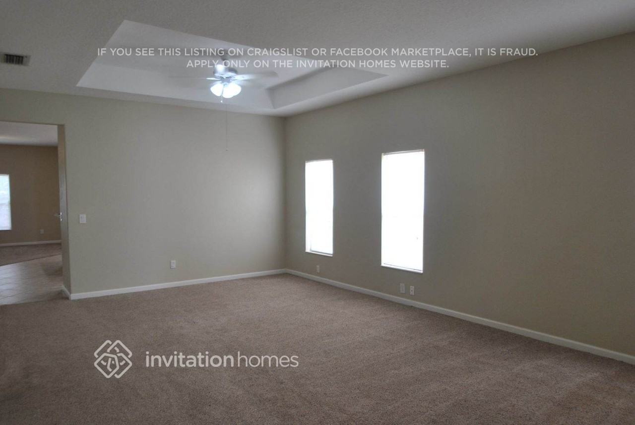 3835 Ryegrass St - Photo 2 of 10
