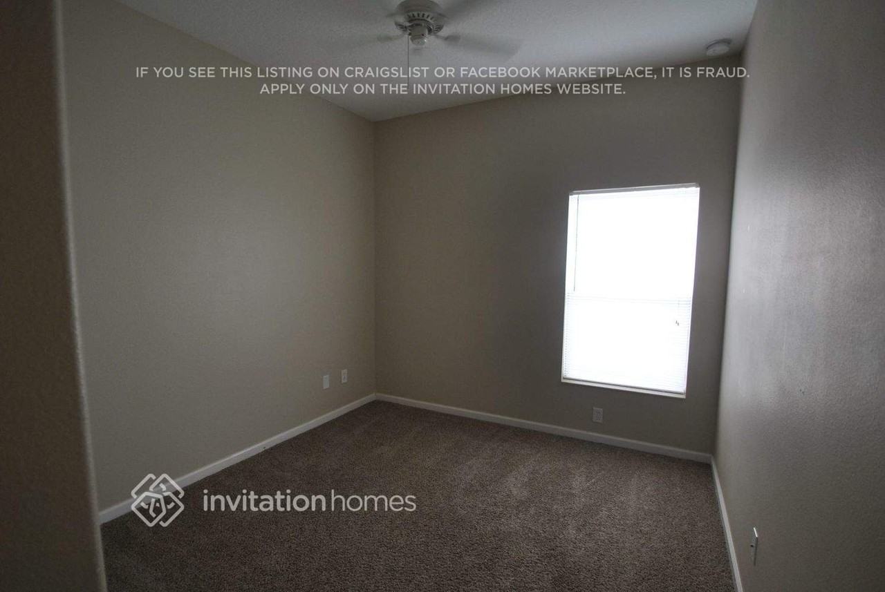 3835 Ryegrass St - Photo 7 of 10