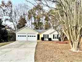 featured image of 3813 Willow Tree Cir
