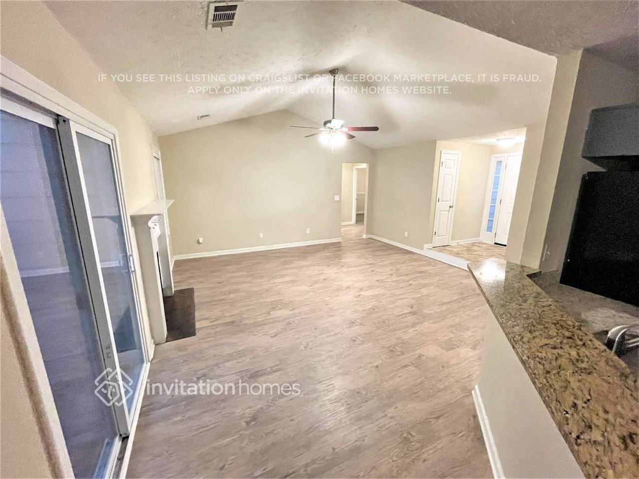 3813 Willow Tree Cir - Photo 4 of 17