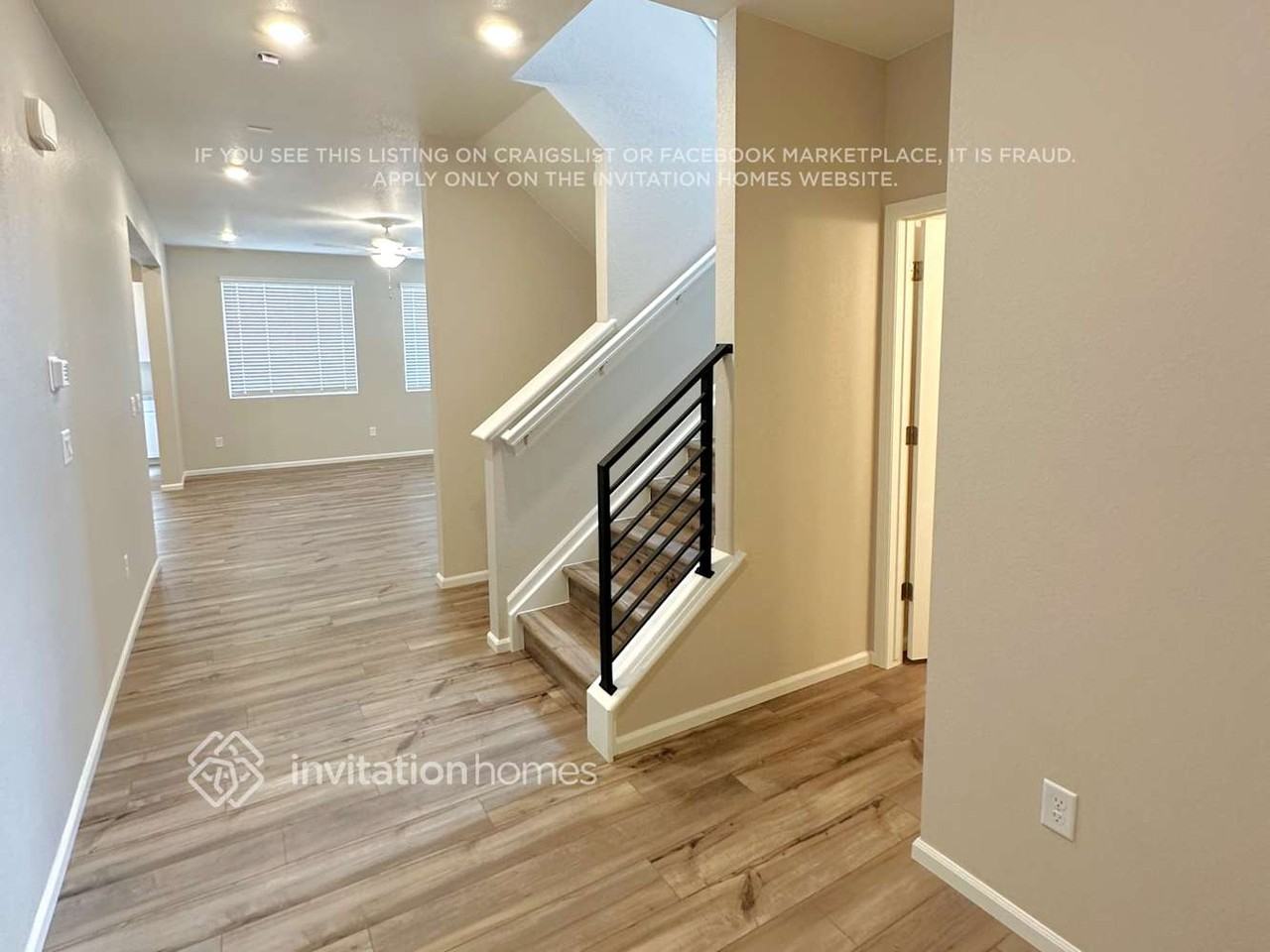 22377 E 39th Ave - Photo 2 of 13