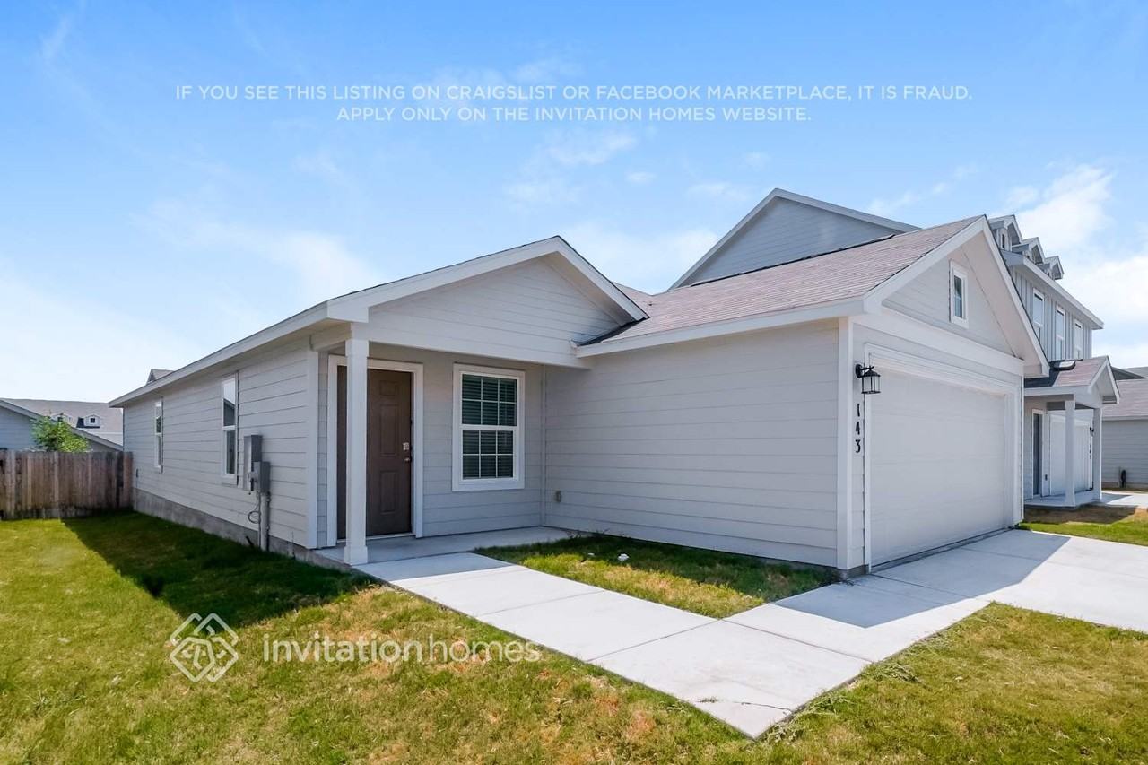 143 Pasadena Pl - Photo 3 of 17