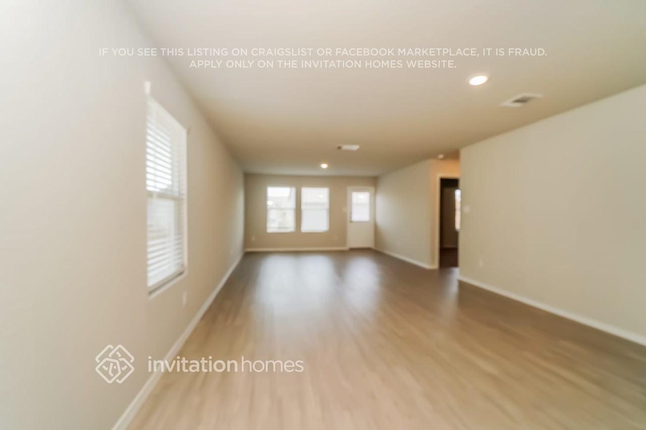 143 Pasadena Pl - Photo 4 of 17