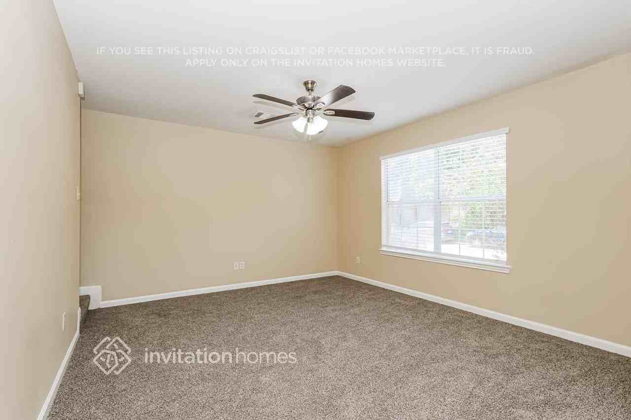 6348 Austinville Dr - Photo 6 of 19
