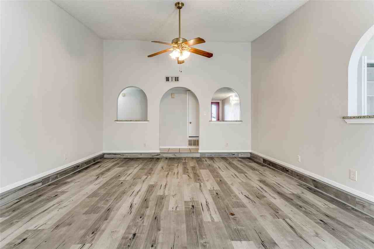 2930 Churchill Way - Photo 2 of 12