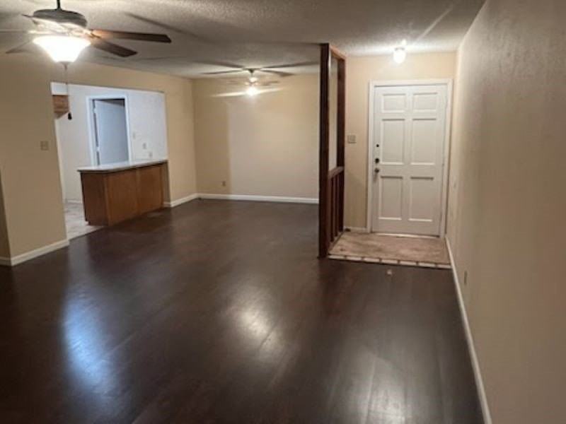121 Wildwood Dr - Photo 6 of 10