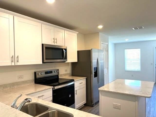 860 Poppy Cove Ln - Photo 7 of 31