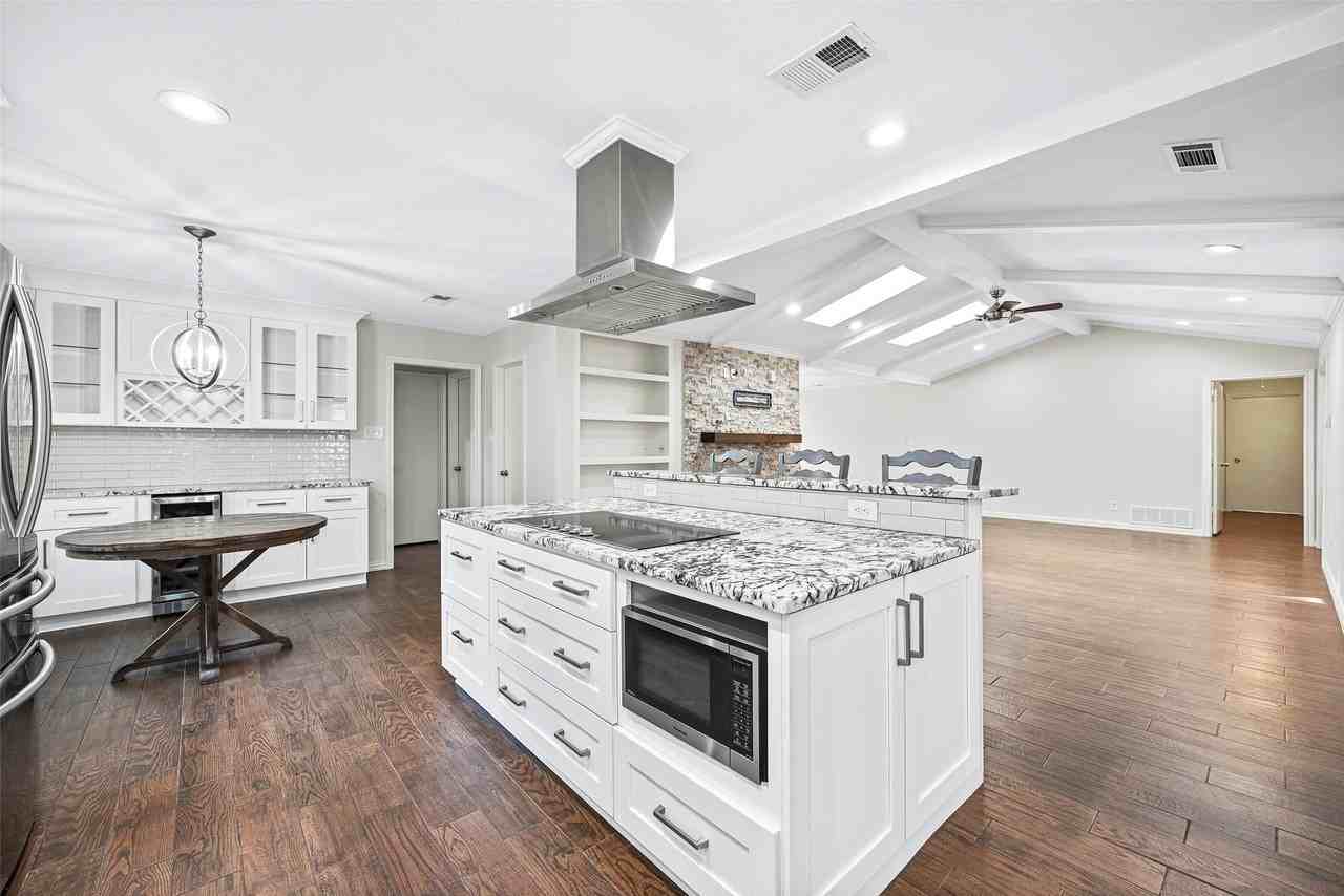 7251 Crooked Oak Dr - Photo 5 of 34