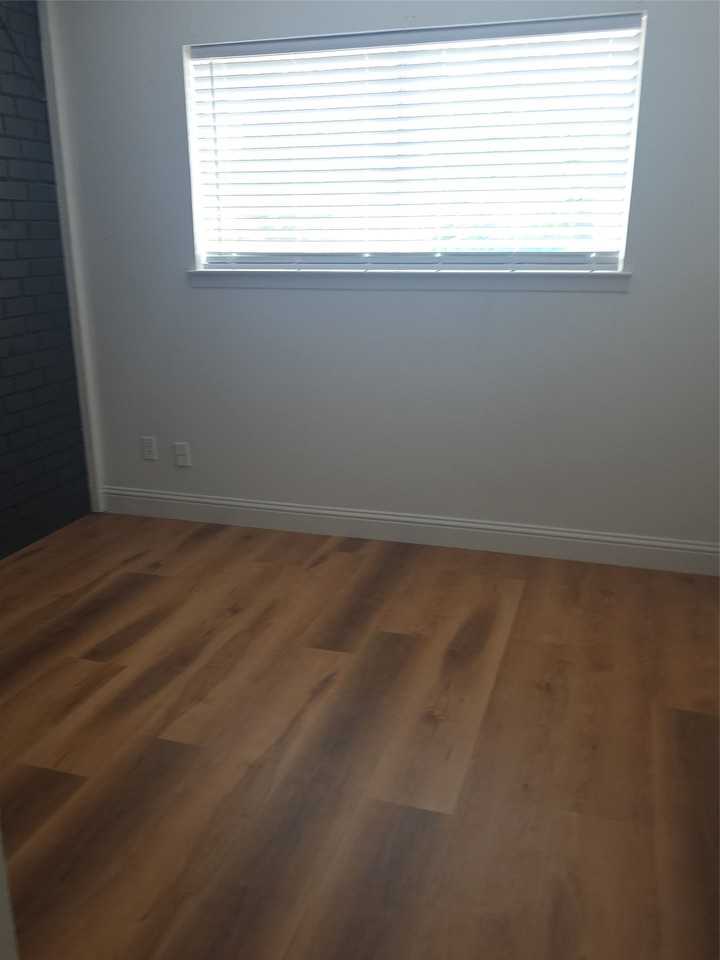 2715 Westgate Dr - Photo 6 of 14