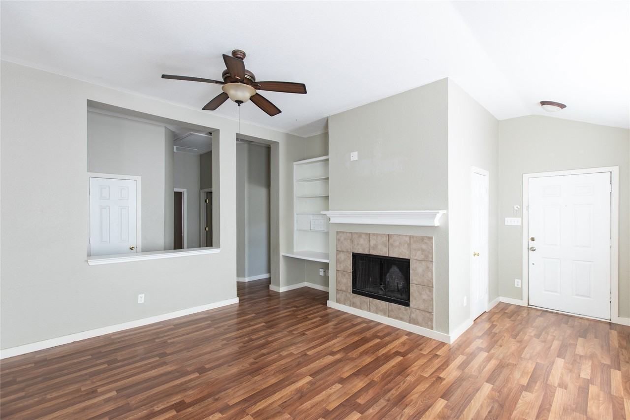 9005 Boone Dr - Photo 5 of 32