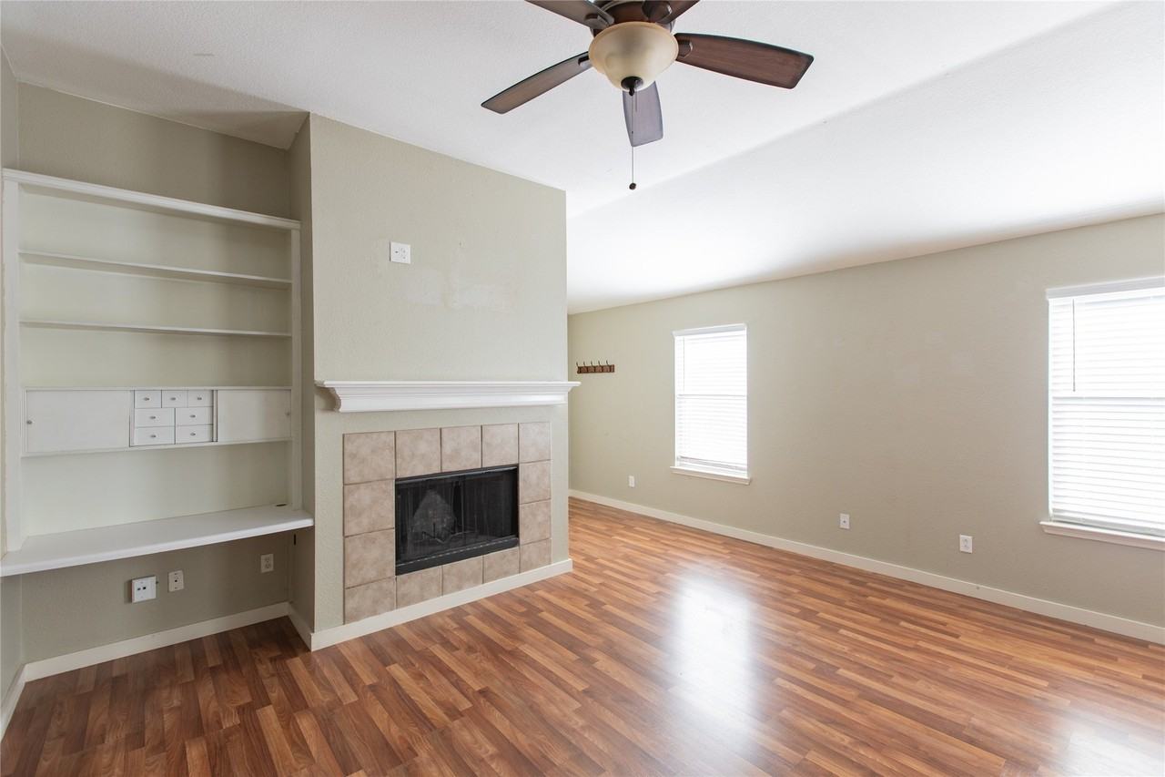 9005 Boone Dr - Photo 6 of 32