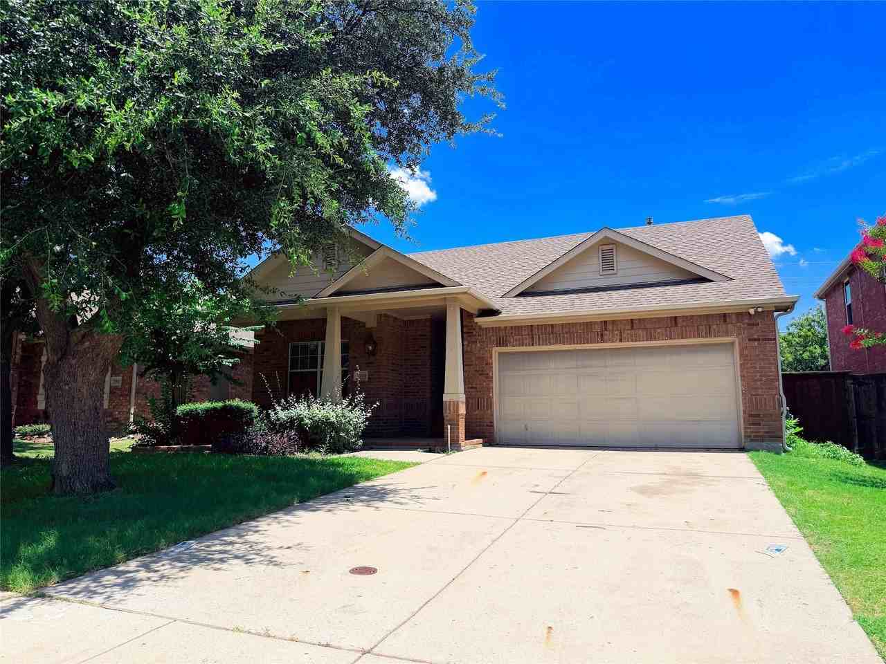 3909 Plymouth Dr - Photo 3 of 24