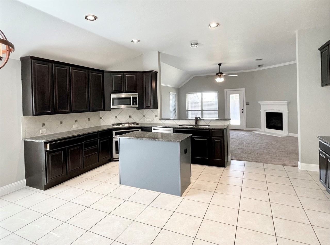 281 Dragonfly Dr - Photo 5 of 17