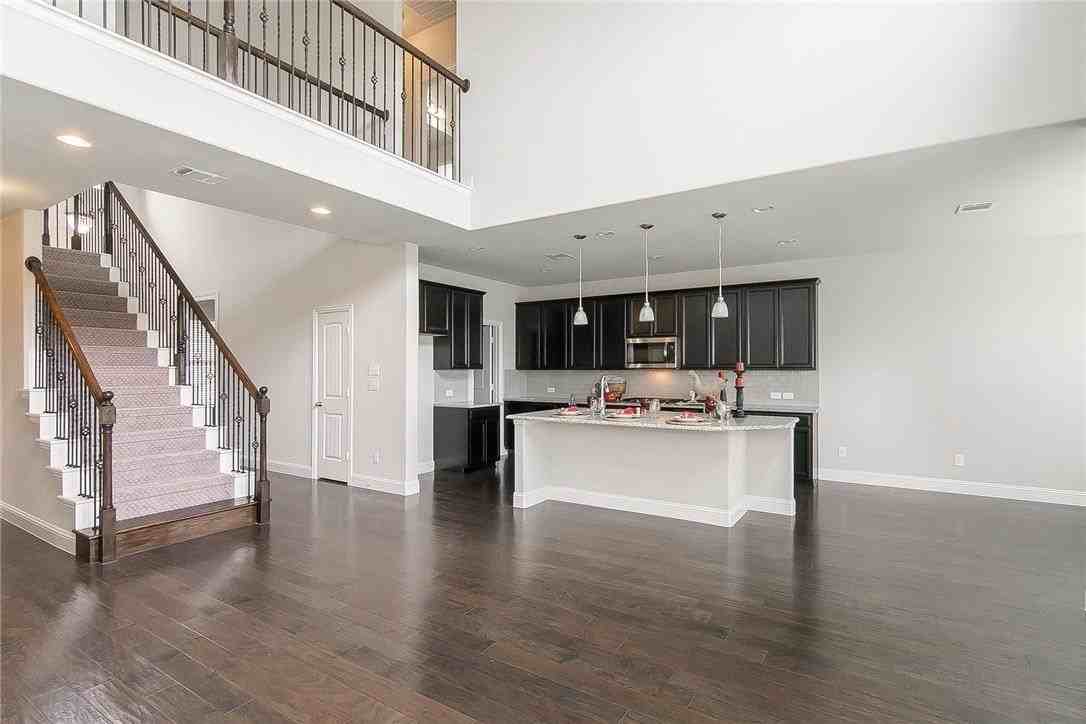 2309 Truro Dr - Photo 5 of 29
