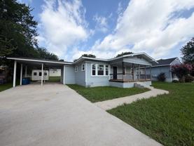 104 Sunset Cir - Photo 1 of 1