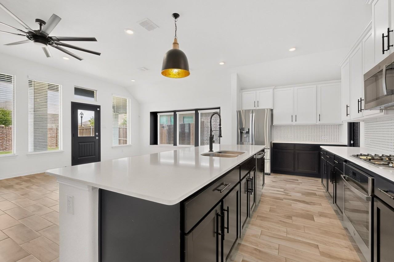 3616 Peachbush Ln - Photo 4 of 28