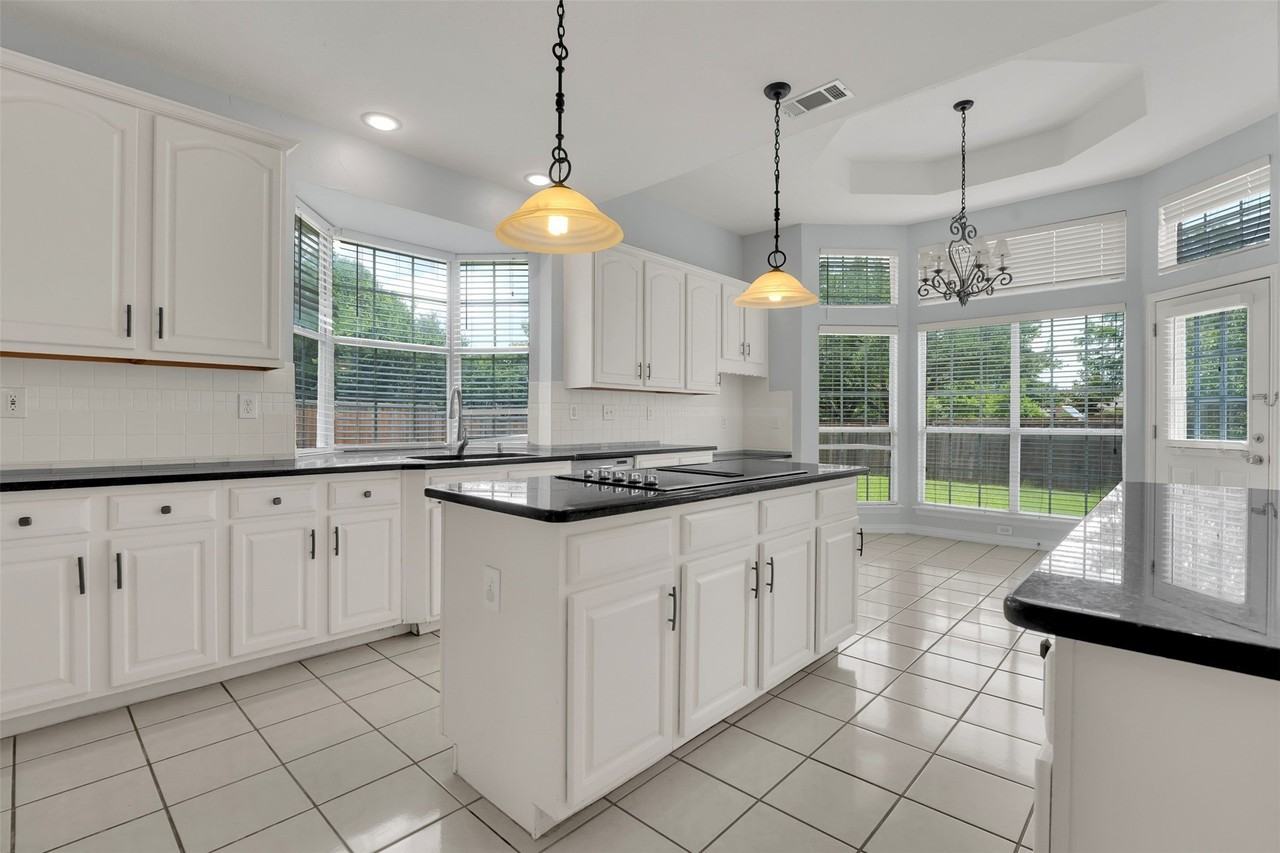 8504 Beatton Ct - Photo 6 of 38