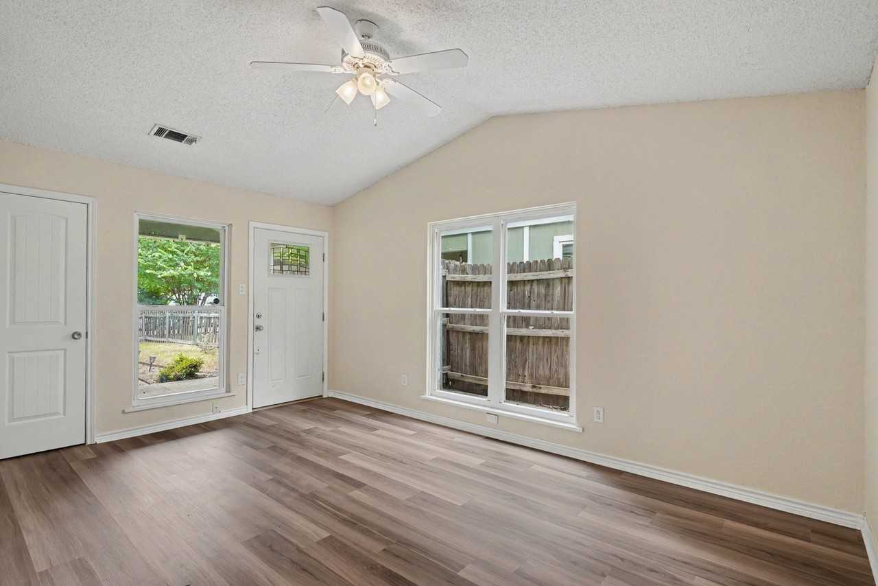1815 Lipscomb St - Photo 4 of 25