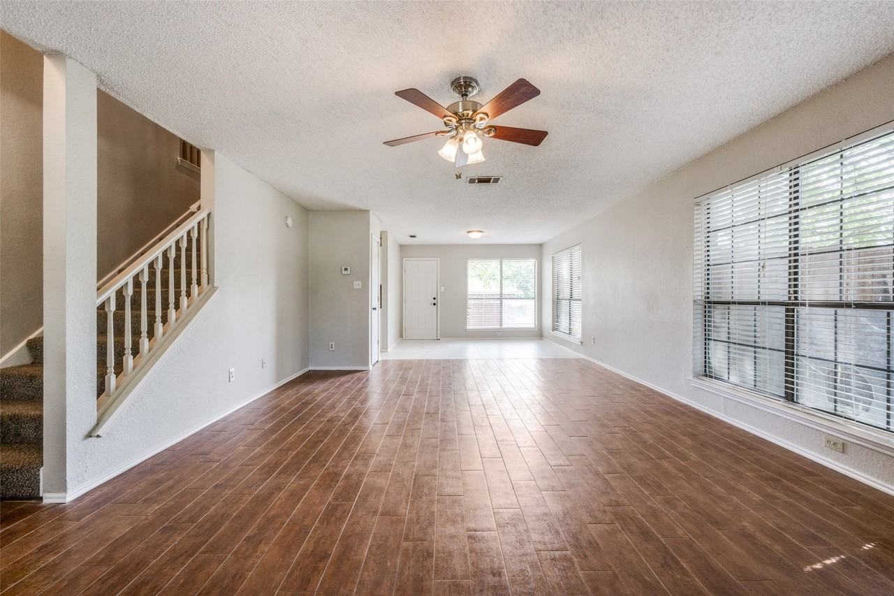 1468 Sedalia Dr - Photo 6 of 22