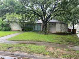 featured image of 742 Hummingbird Cir