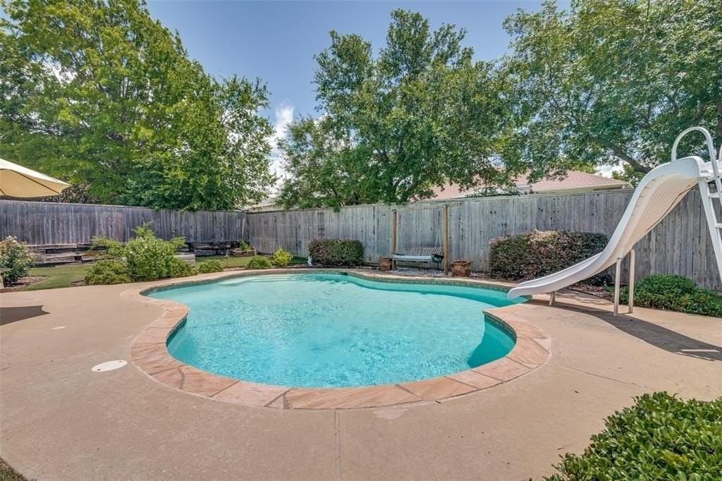 3605 Potomac Dr - Photo 3 of 35