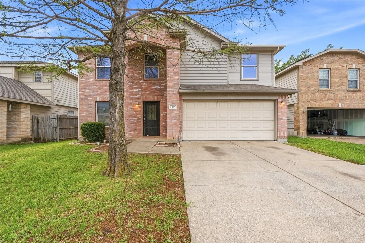 3009 Dusty Oak Dr