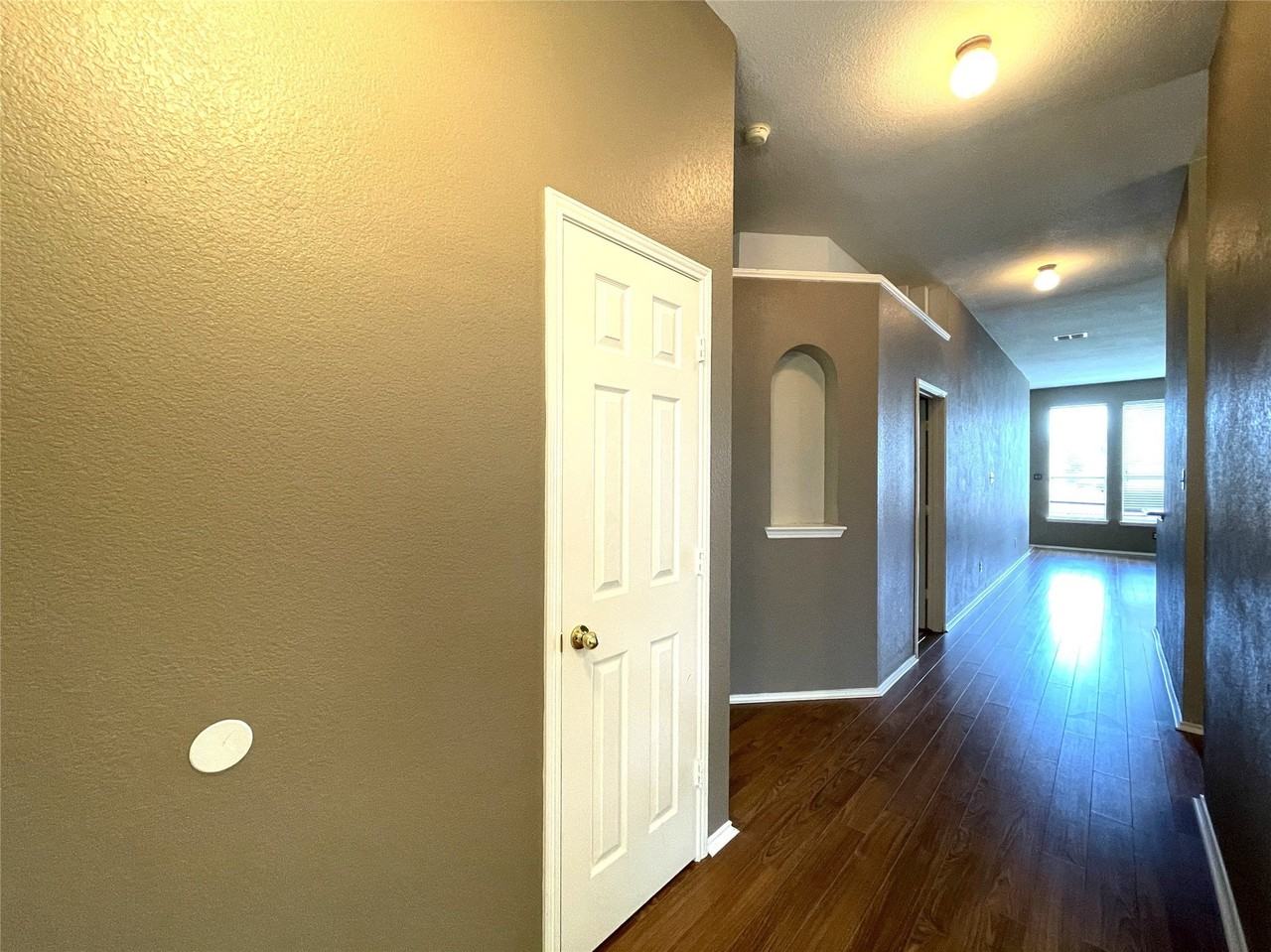 6000 White Pine Dr - Photo 4 of 21