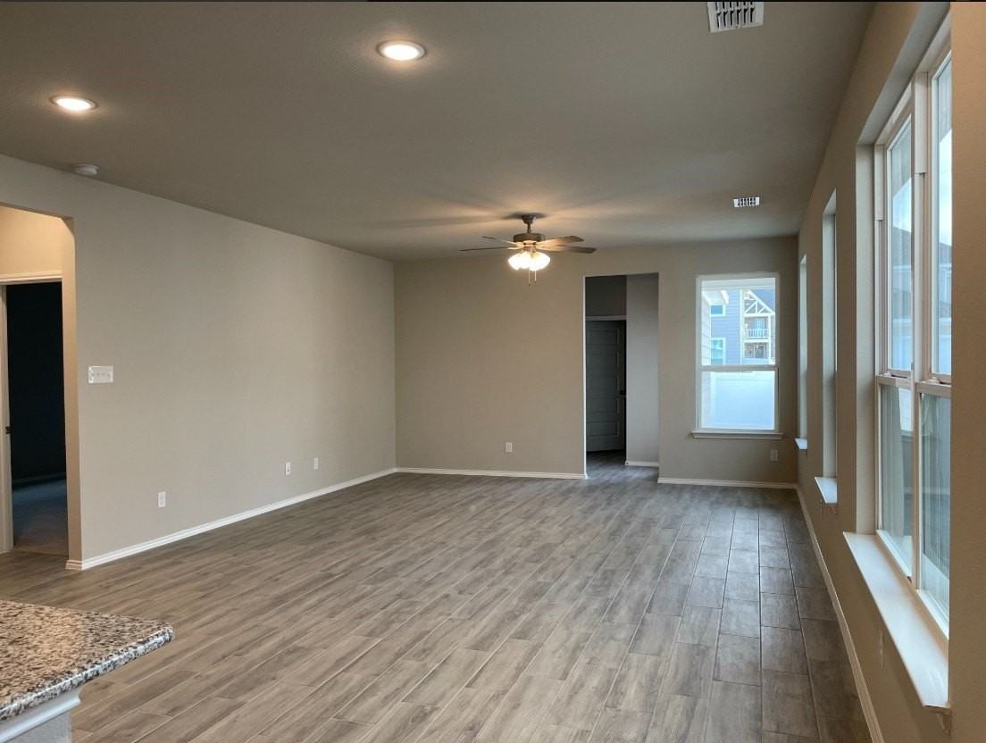 6009 Pitcher Way - Photo 4 of 29