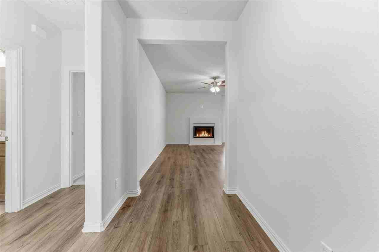 3511 Helena St - Photo 5 of 23
