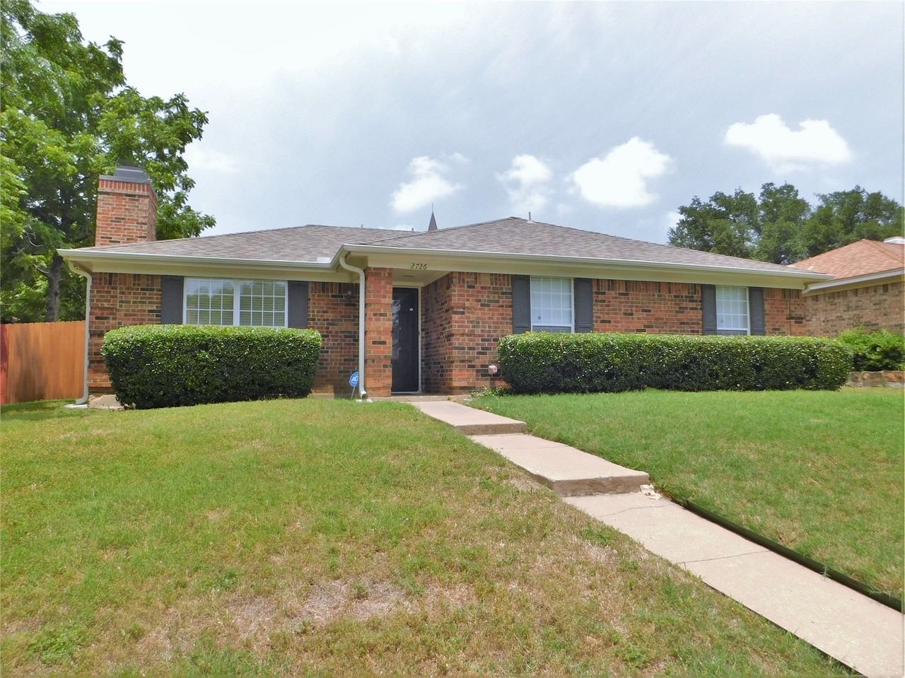 2726 Mill Trce - Photo 2 of 24