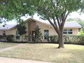902 Bradfield Dr - Photo 1 of 1