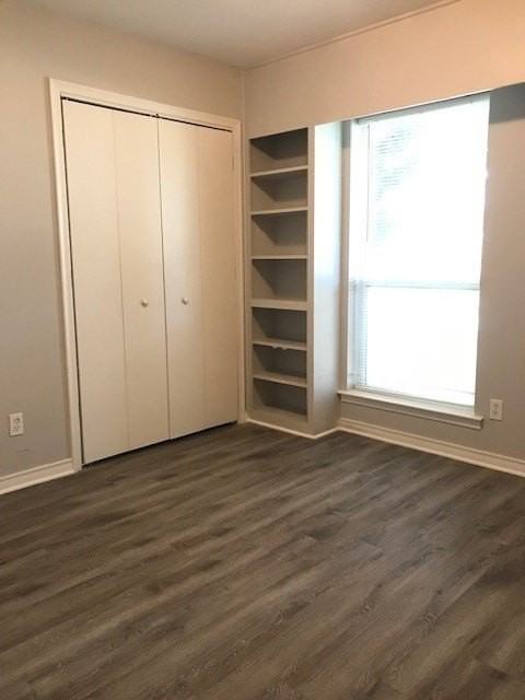 902 Bradfield Dr - Photo 4 of 14