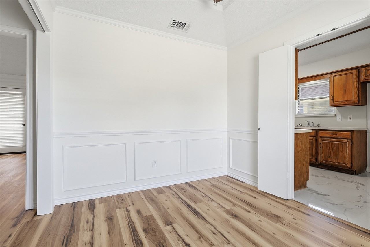3133 Landover Dr - Photo 6 of 36