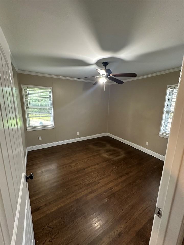 1624 Parkhaven Dr - Photo 6 of 14