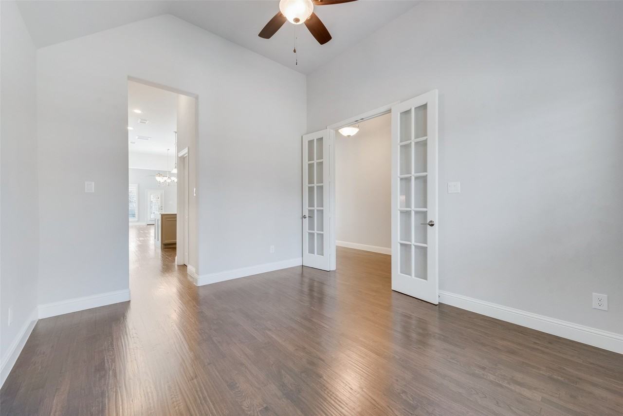 4420 Avenida Ln - Photo 4 of 22