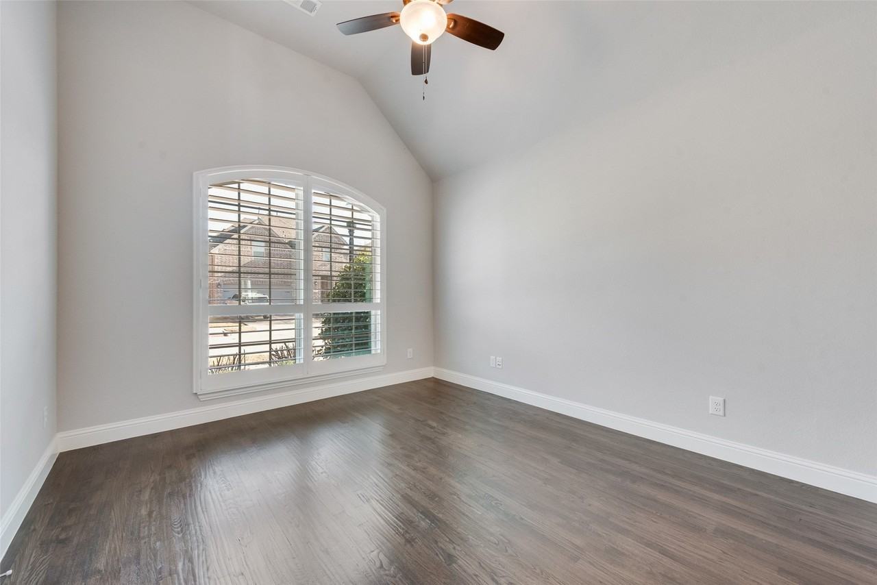 4420 Avenida Ln - Photo 5 of 22