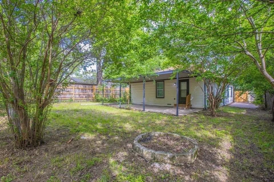 2329 Connor Ave - Photo 4 of 25