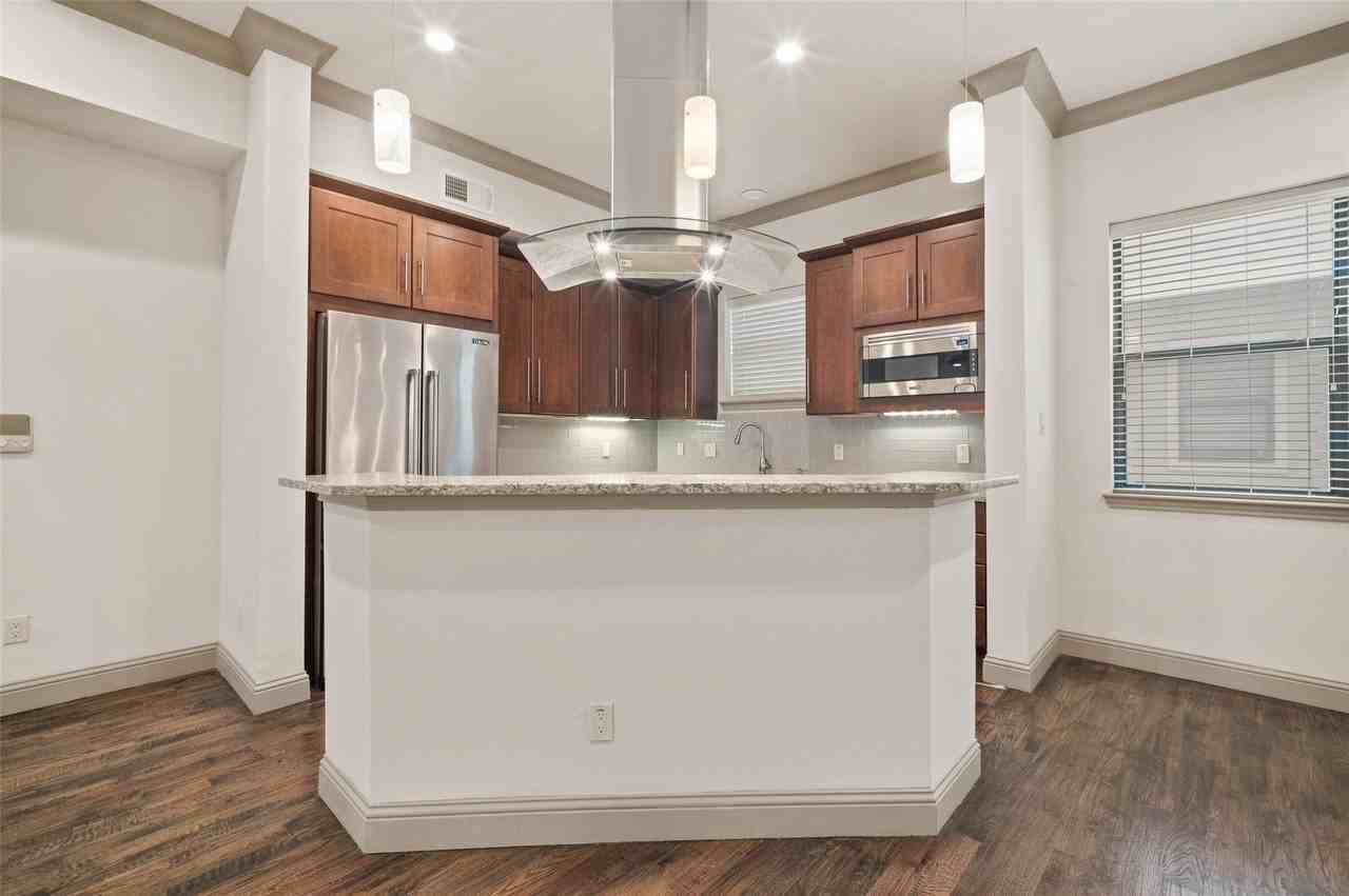 3126 Ross Ave #5 - Photo 2 of 28