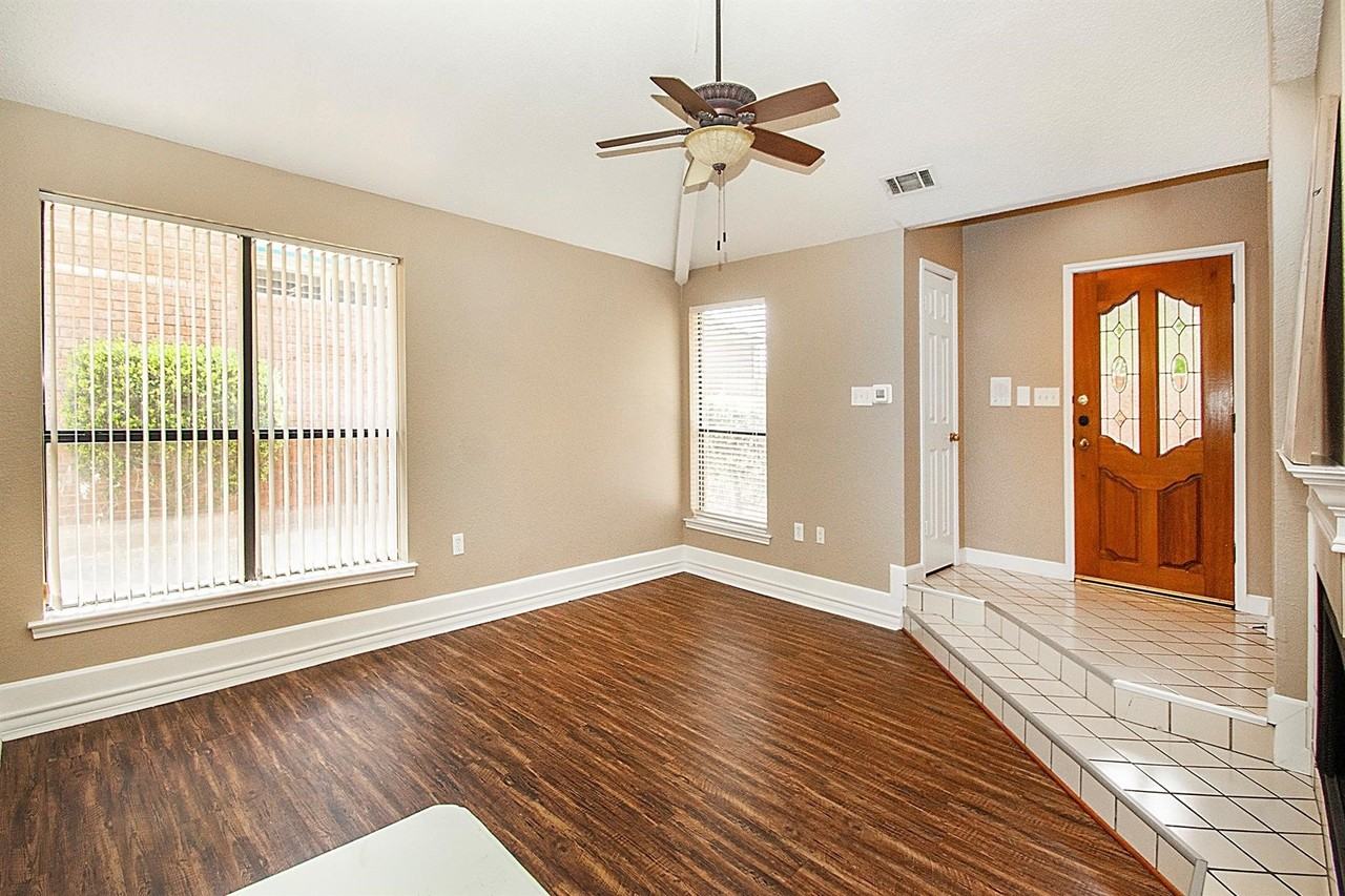 3905 Denham Way - Photo 6 of 24
