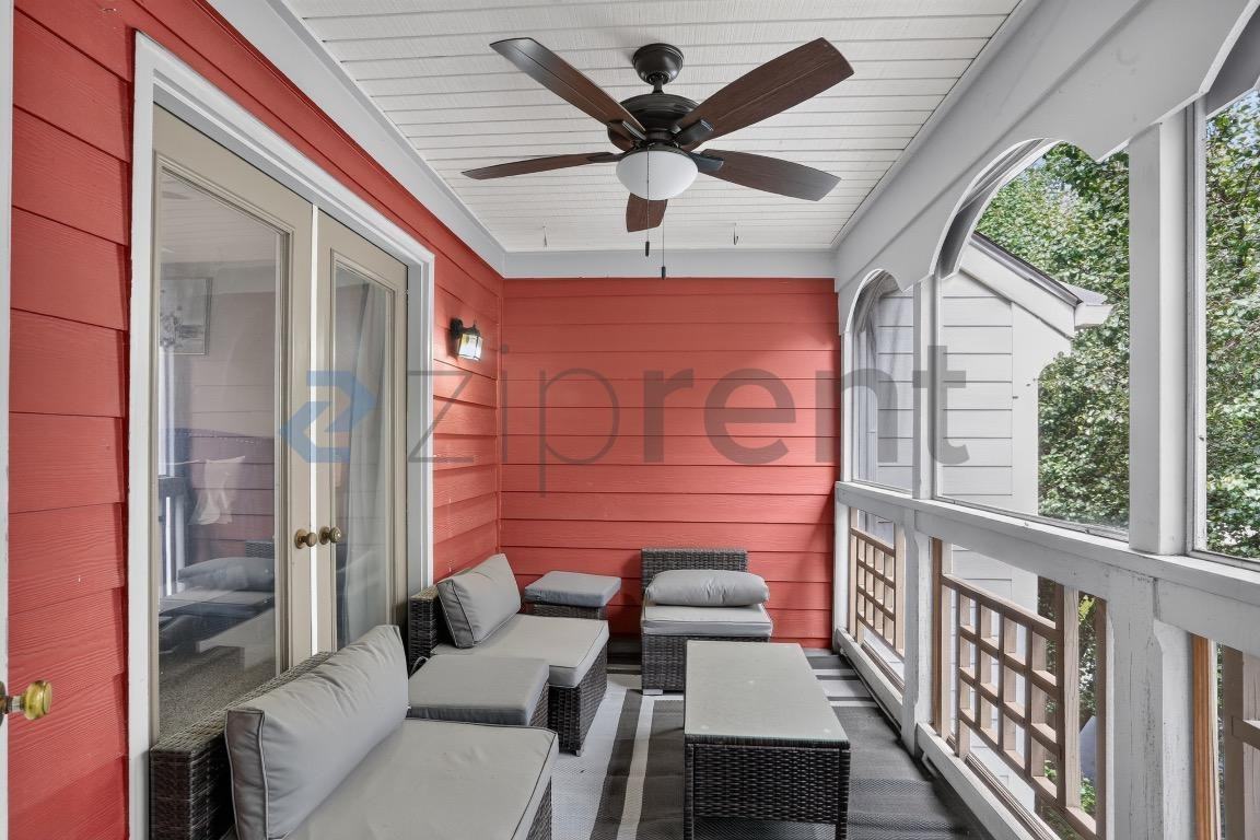 307 Hollyfax Cir - Photo 6 of 23