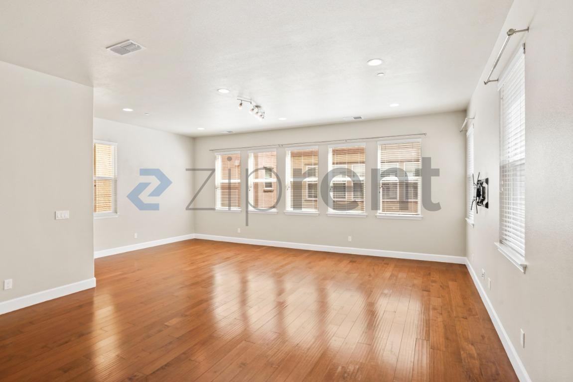 28 Paterson Pl - Photo 6 of 22