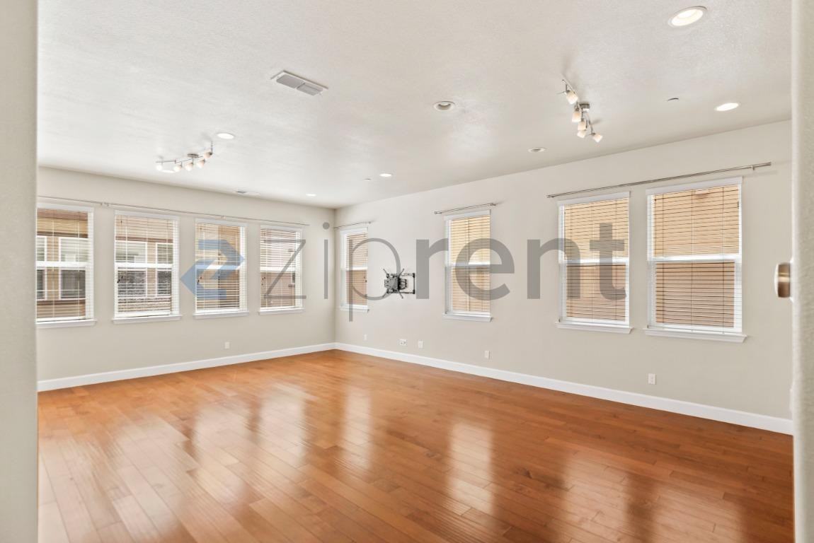 28 Paterson Pl - Photo 7 of 22