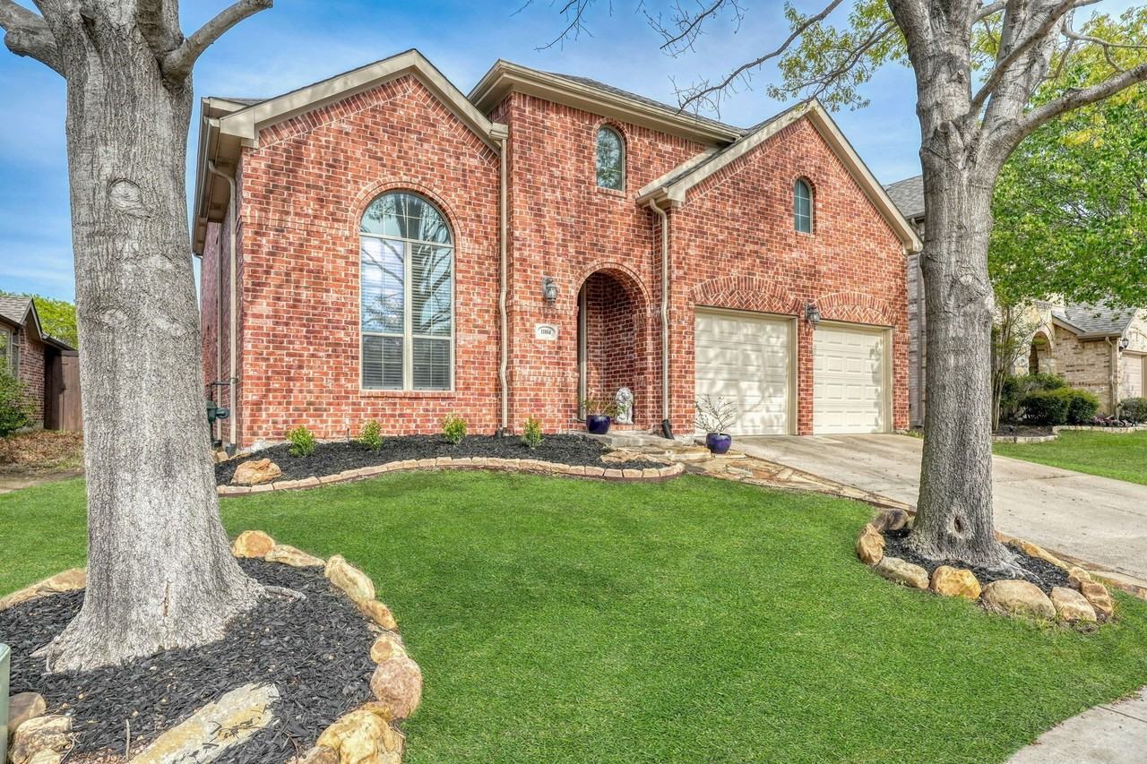 11804 Blackhawk Dr - Photo 2 of 32
