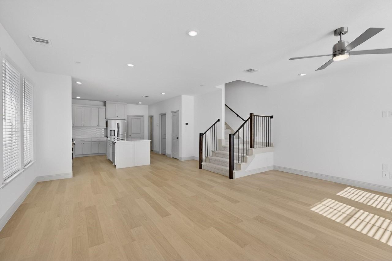 1030 Bristleleaf Way - Photo 6 of 40