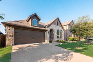 featured image of 3319 Sequoia Ln